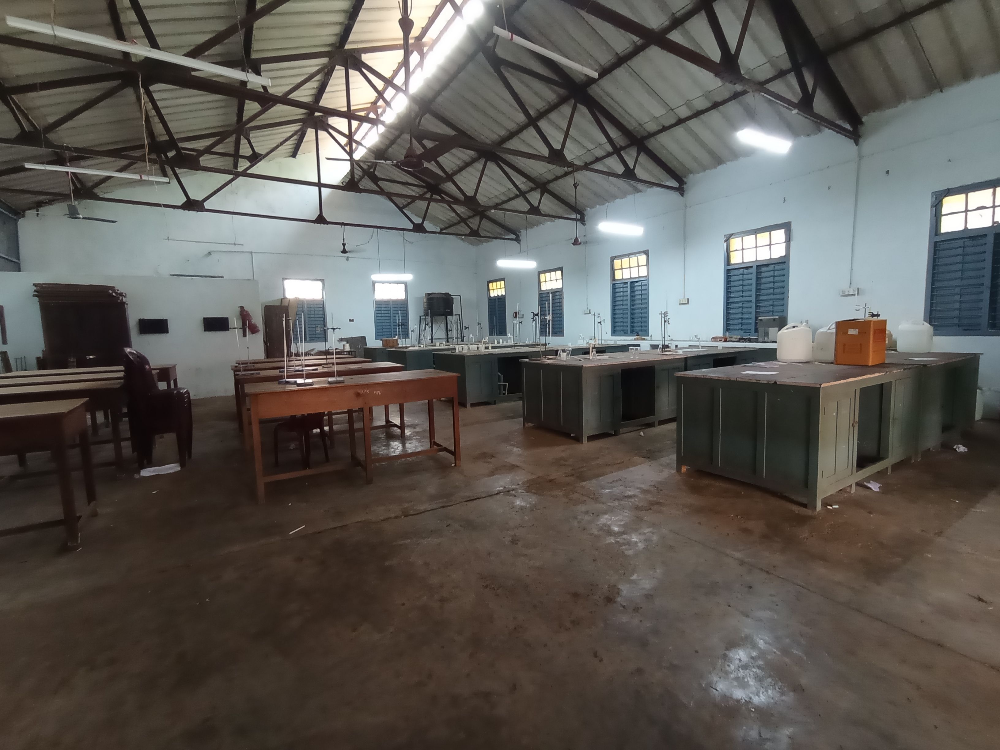 SCIENCE LAB